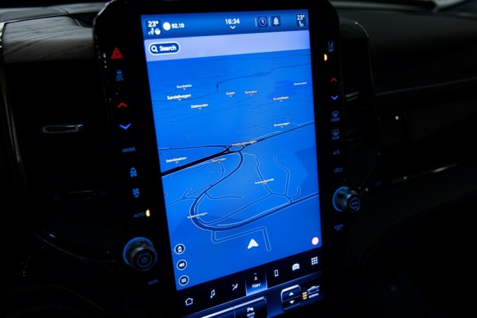 ram-1500-bensin-2025-big-12