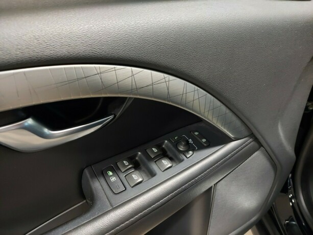 volvo-xc-70-diesel-2011-big-27