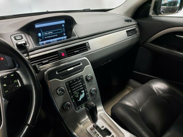 volvo-xc-70-diesel-2011-big-37