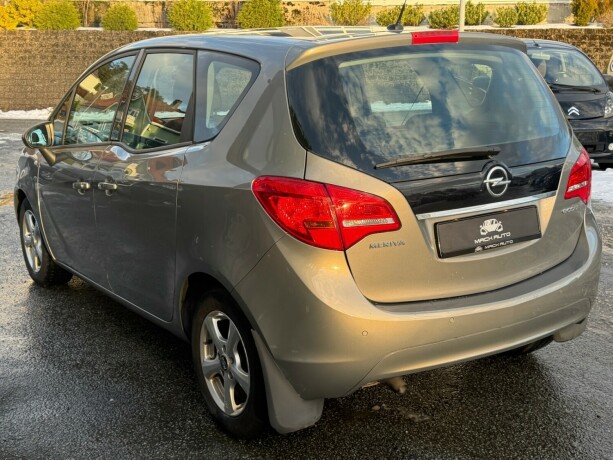 opel-meriva-diesel-2013-big-4