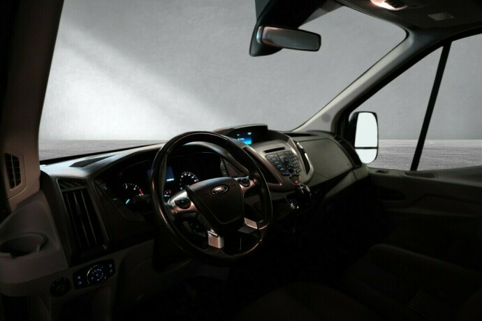 ford-transit-diesel-2019-big-11