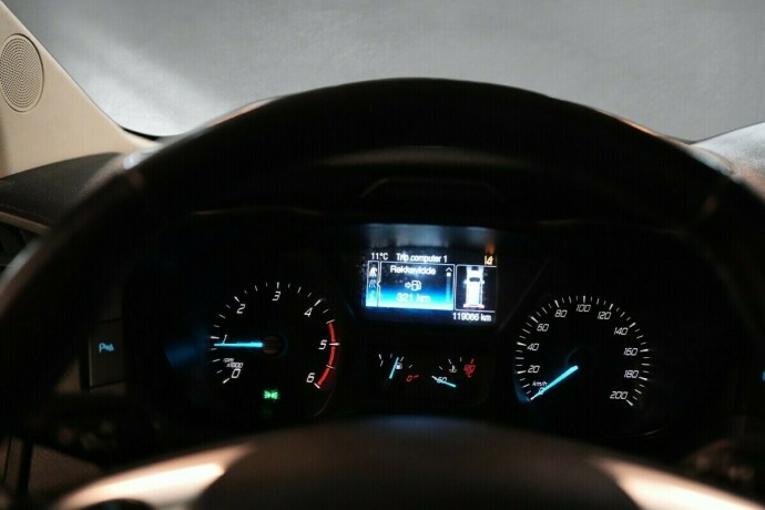 ford-transit-diesel-2019-big-12