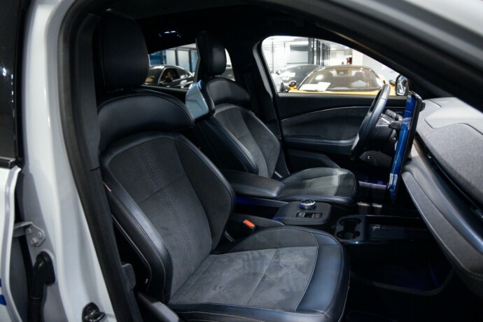 ford-mustang-mach-e-elektrisitet-2022-big-10