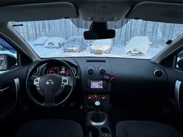 nissan-qashqai-diesel-2013-big-13