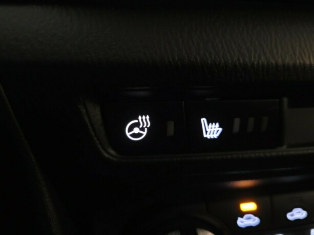 mazda-3-bensin-2017-big-27