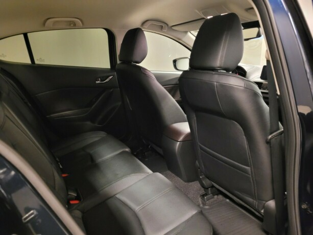 mazda-3-bensin-2017-big-18