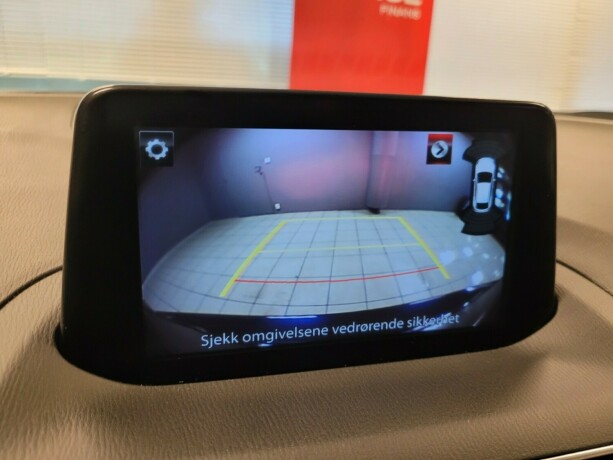 mazda-3-bensin-2017-big-28