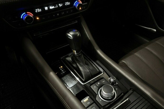 mazda-6-diesel-2019-big-27