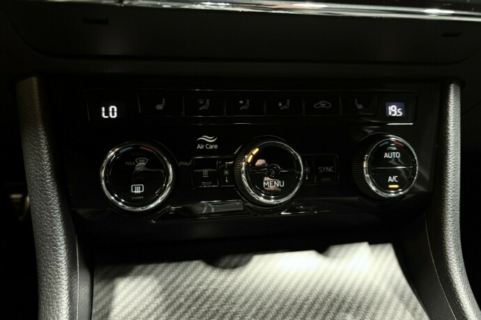 skoda-superb-elektrisitetbensin-2020-big-30