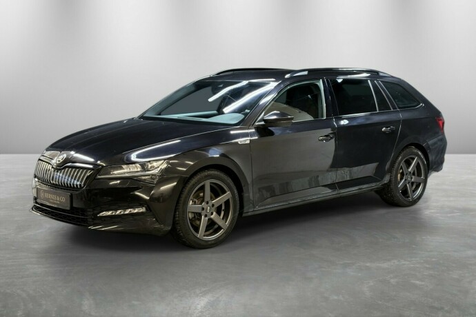 skoda-superb-elektrisitetbensin-2020-big-0