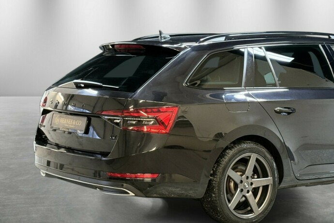 skoda-superb-elektrisitetbensin-2020-big-6