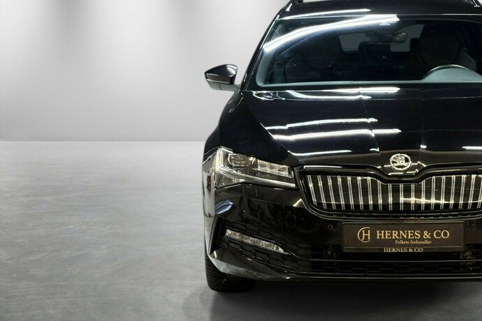 skoda-superb-elektrisitetbensin-2020-big-4