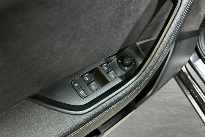 skoda-superb-elektrisitetbensin-2020-big-18