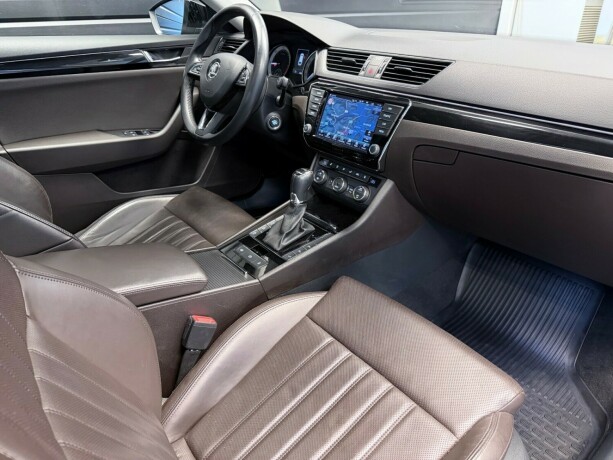 skoda-superb-diesel-2016-big-14