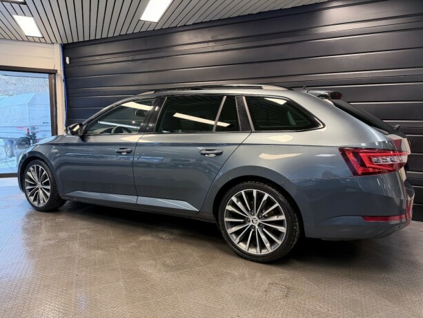 skoda-superb-diesel-2016-big-3