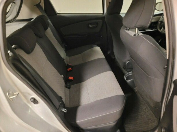 toyota-yaris-elektrisitetbensin-2016-big-14