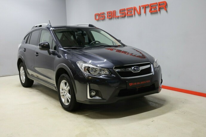subaru-xv-bensin-2016-big-0