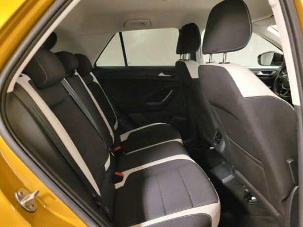 volkswagen-t-roc-bensin-2018-big-19