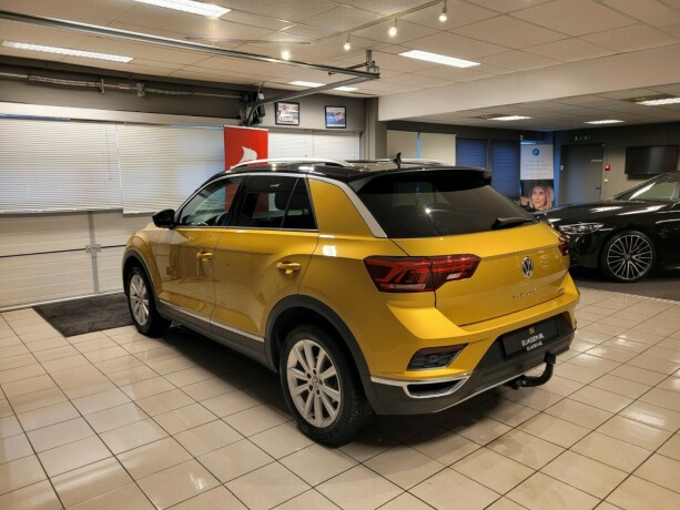 volkswagen-t-roc-bensin-2018-big-7