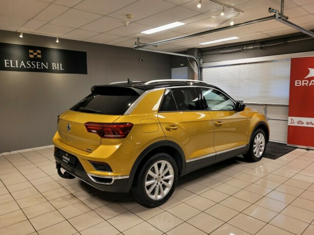 volkswagen-t-roc-bensin-2018-big-5