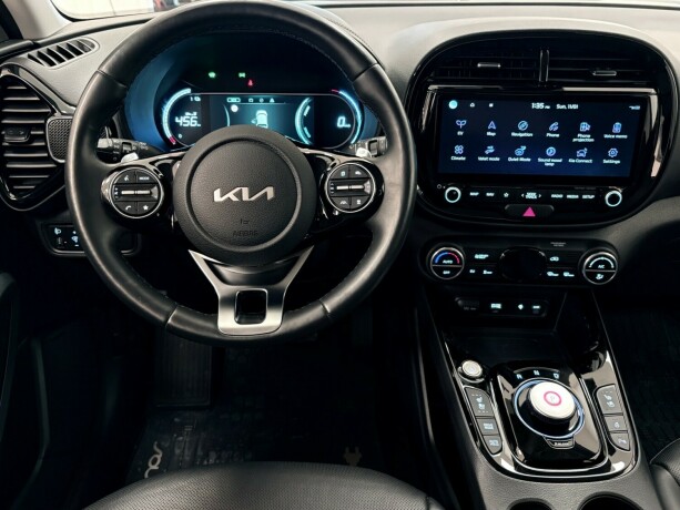 kia-e-soul-elektrisitet-2023-big-14