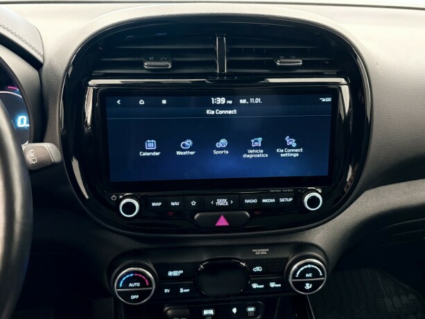 kia-e-soul-elektrisitet-2023-big-25