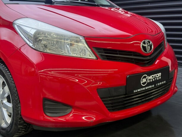toyota-yaris-bensin-2012-big-2