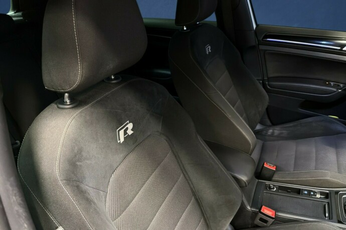 volkswagen-golf-bensin-2018-big-14