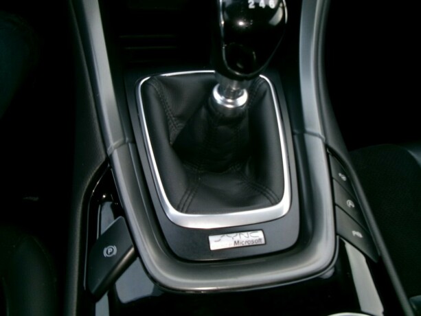 ford-mondeo-diesel-2016-big-14