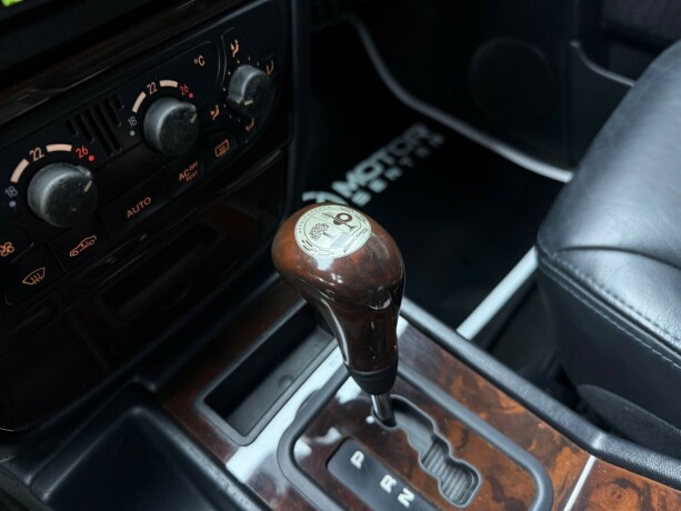 mercedes-benz-gel228ndewagen-bensin-2005-big-19