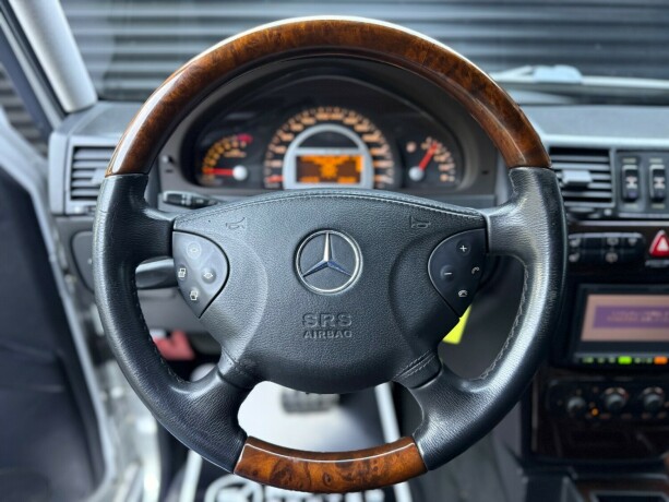 mercedes-benz-gel228ndewagen-bensin-2005-big-12