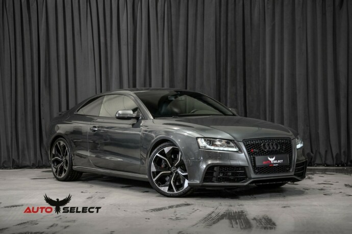 audi-rs5-bensin-2010-big-0