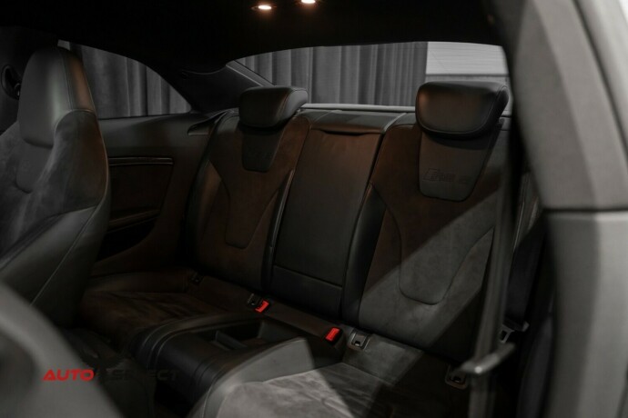 audi-rs5-bensin-2010-big-27