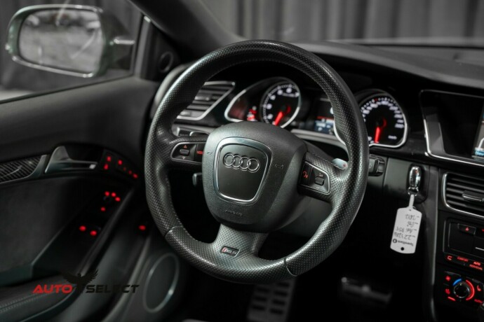 audi-rs5-bensin-2010-big-28