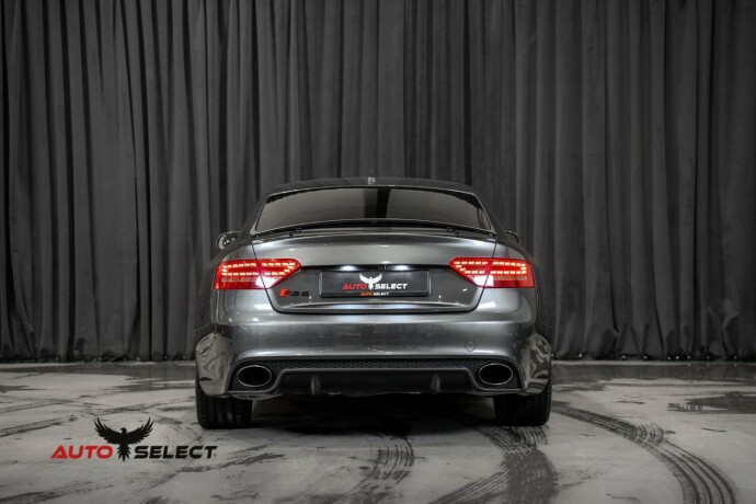 audi-rs5-bensin-2010-big-8