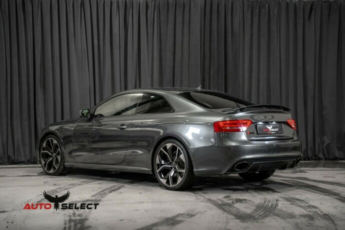 audi-rs5-bensin-2010-big-7
