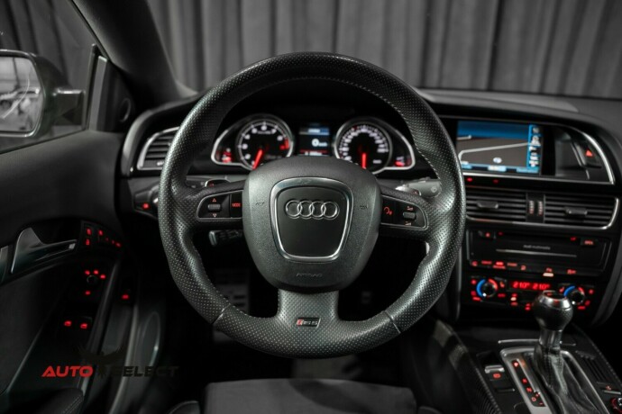 audi-rs5-bensin-2010-big-29