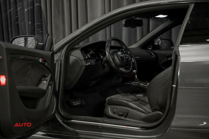 audi-rs5-bensin-2010-big-20