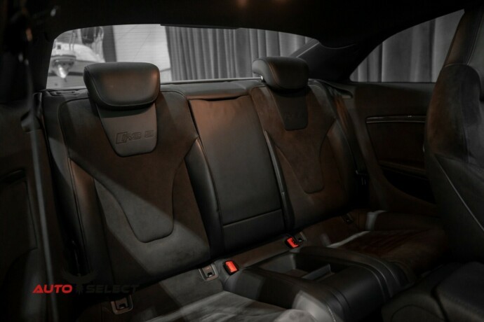 audi-rs5-bensin-2010-big-19