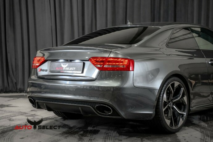 audi-rs5-bensin-2010-big-11