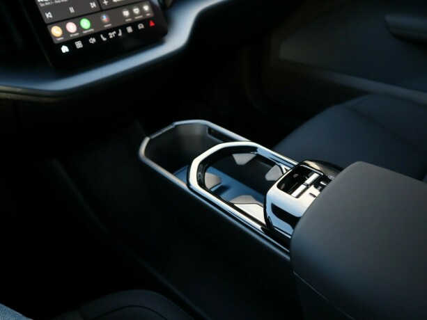 volvo-ex30-elektrisitet-2024-big-21