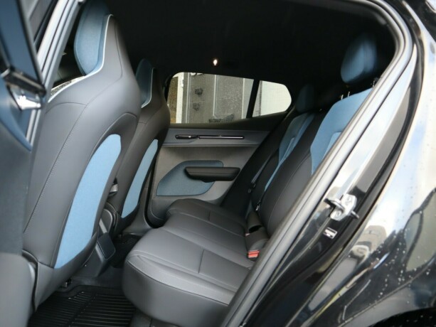 volvo-ex30-elektrisitet-2024-big-13