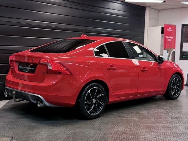 volvo-s60-bensin-2011-big-7