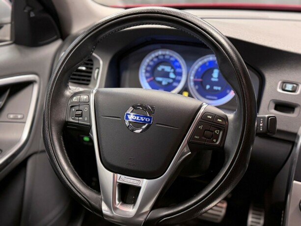 volvo-s60-bensin-2011-big-20