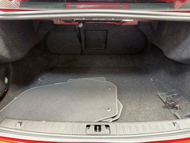 volvo-s60-bensin-2011-big-19