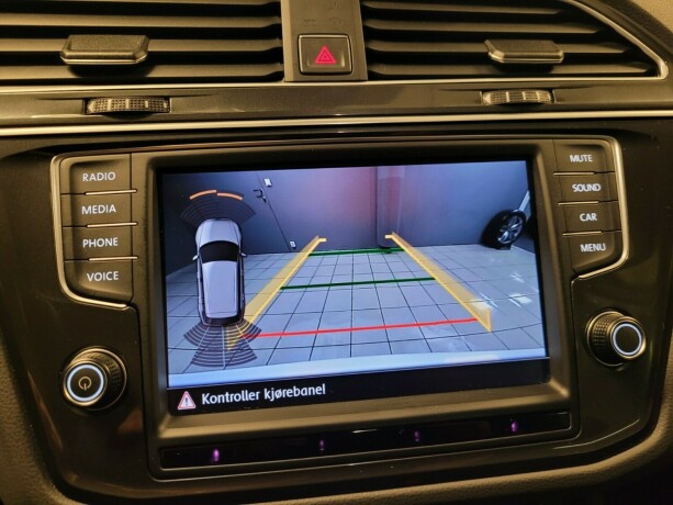 volkswagen-tiguan-bensin-2017-big-23