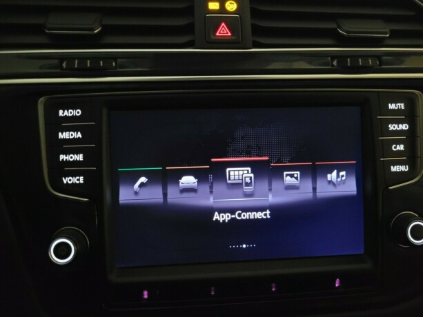 volkswagen-tiguan-bensin-2017-big-25