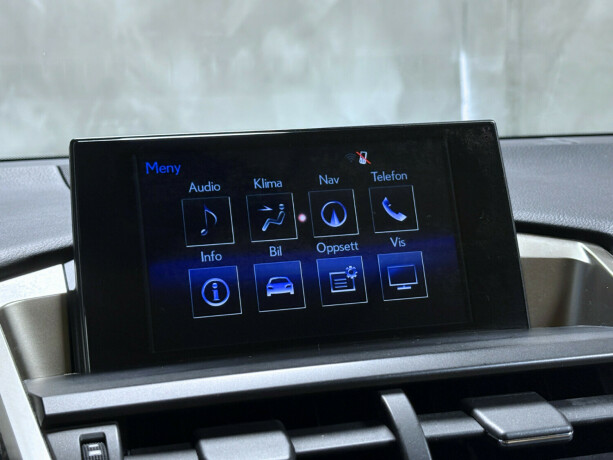 lexus-nx-300h-bensin-2015-big-14