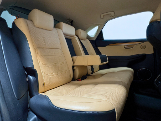 lexus-nx-300h-bensin-2015-big-4