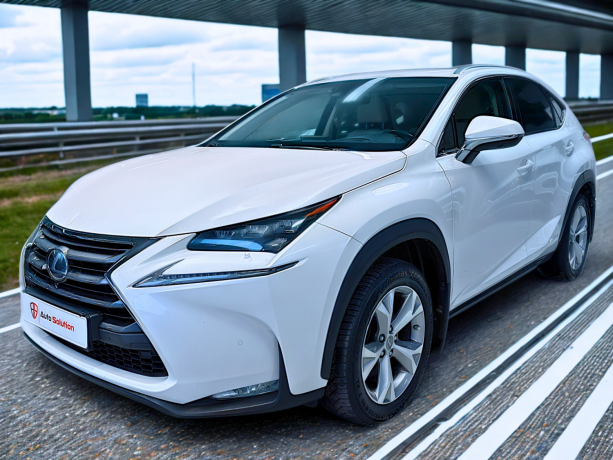 lexus-nx-300h-bensin-2015-big-0